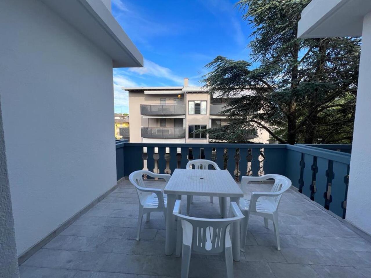 Condominio Ivelca Lignano Sabbiadoro Eksteriør bilde