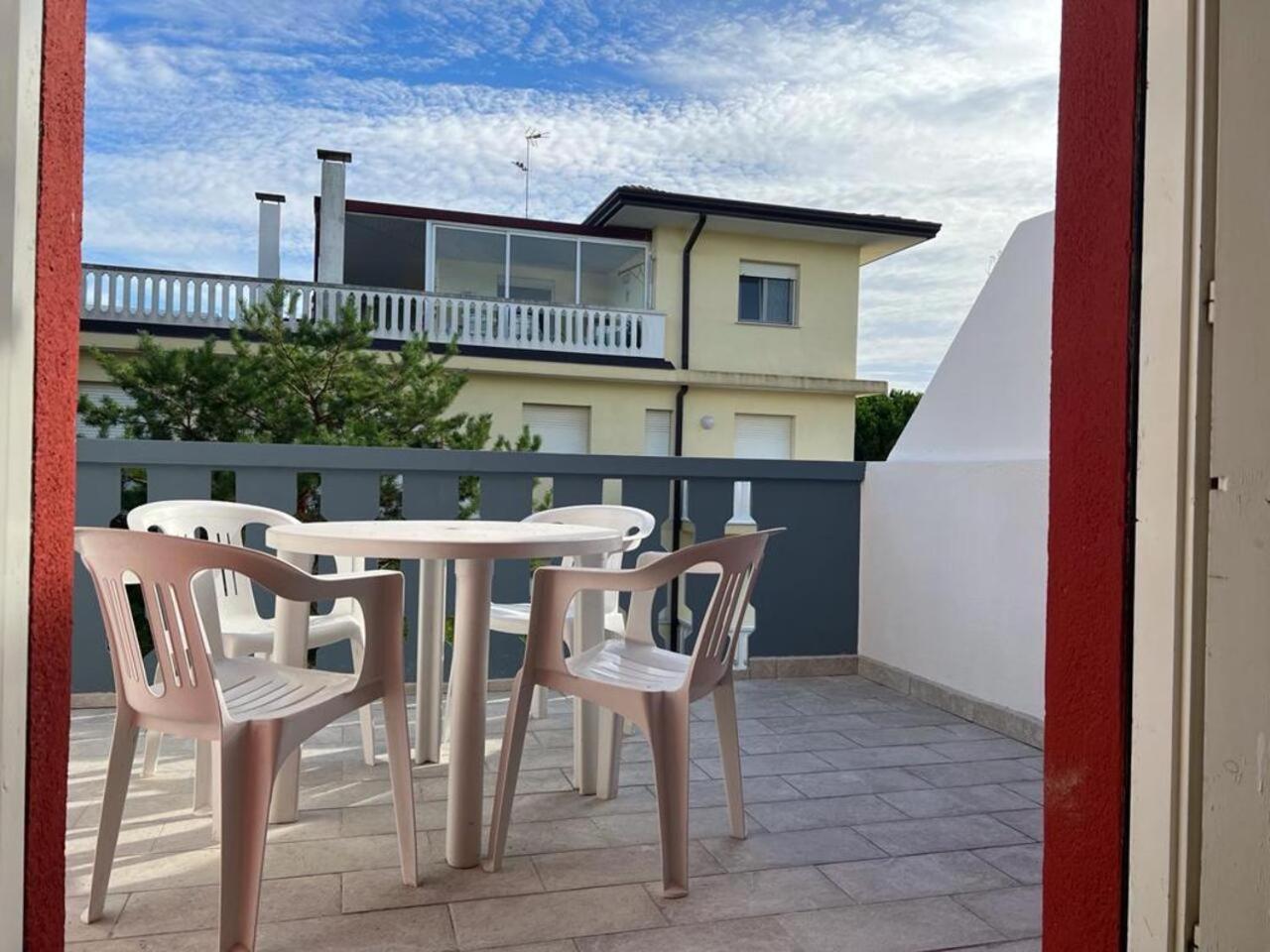 Condominio Ivelca Lignano Sabbiadoro Eksteriør bilde